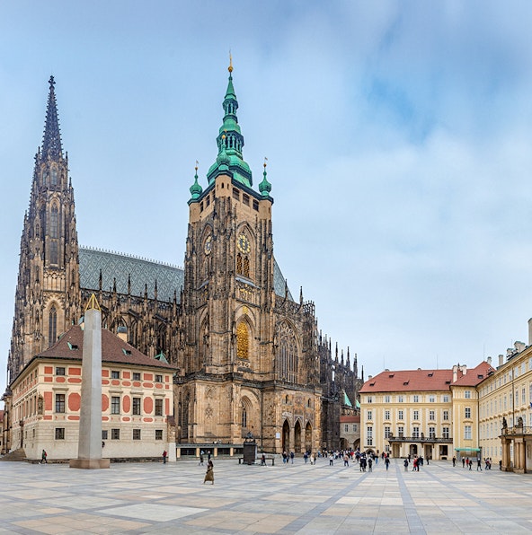 Plan your visit to Prague Castle with this handy guide