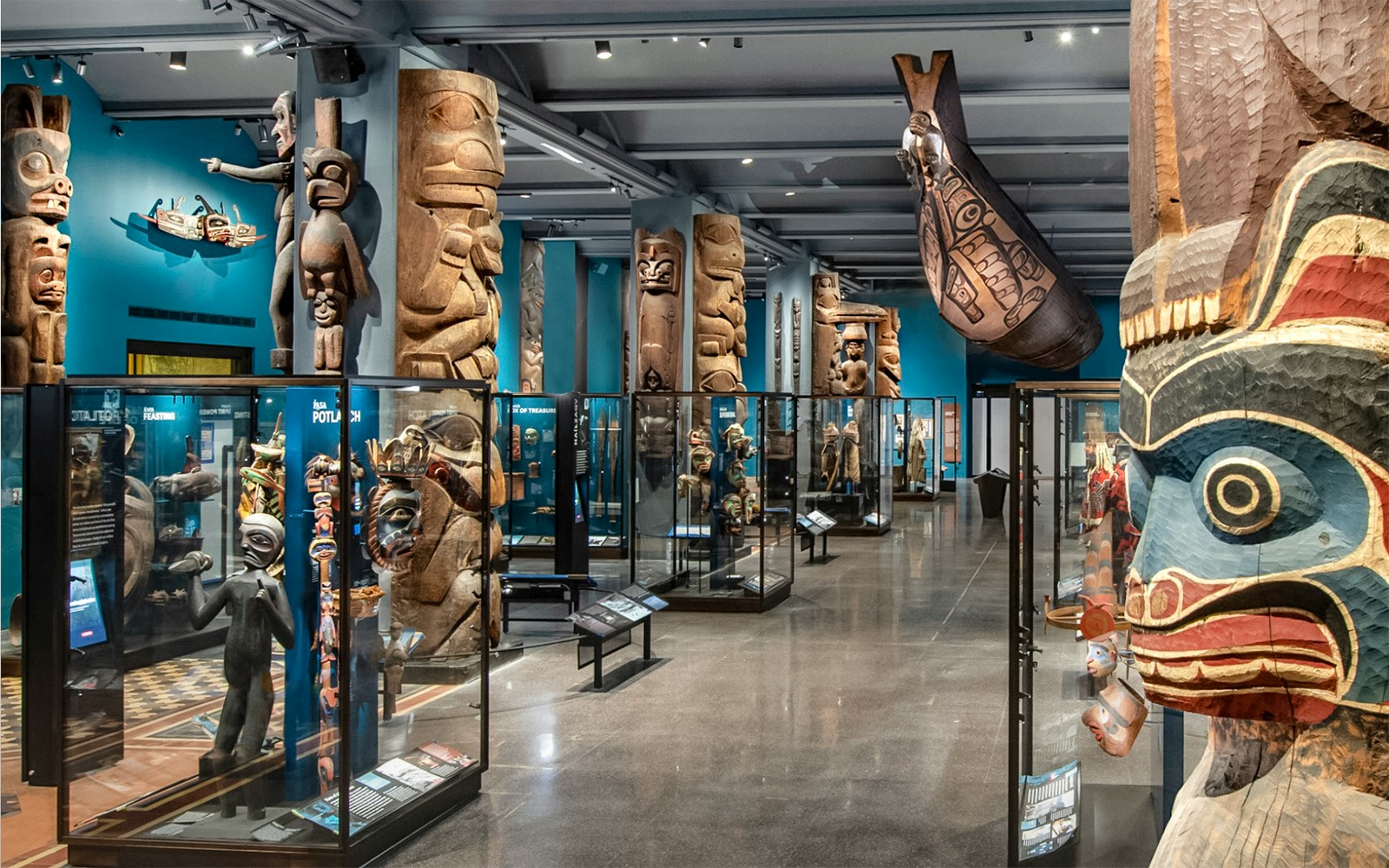 Exhibits inside American Museum of Natural History