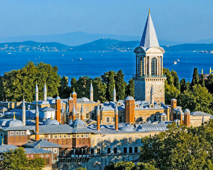 Topkapi Palace with Harem, Hagia Sophia & Blue Mosque Guided Tour