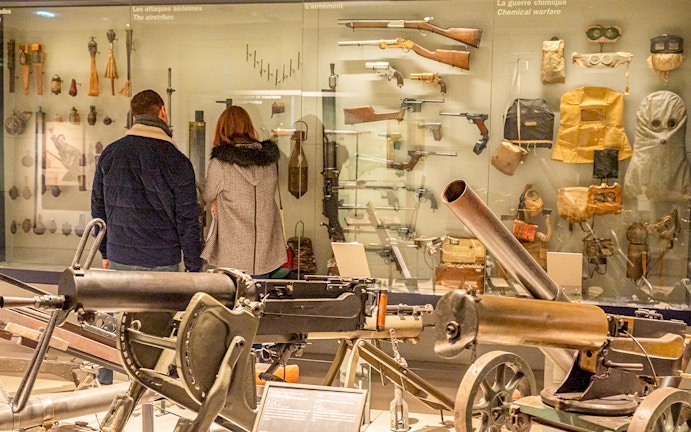 Paris Army Museum hours