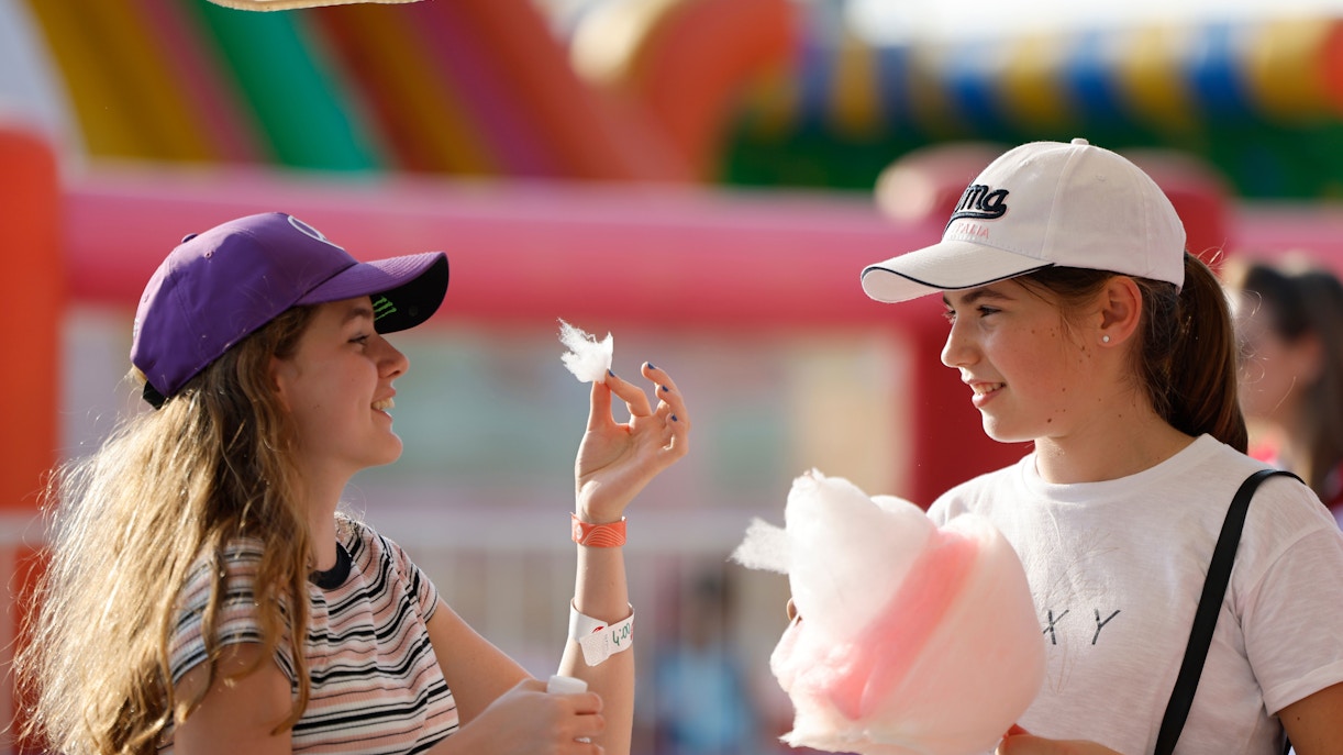 where to eat in sharjah desert park