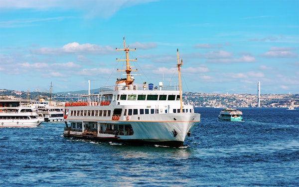 Istanbul to Princes’ Islands Round-Trip Ferry Tickets