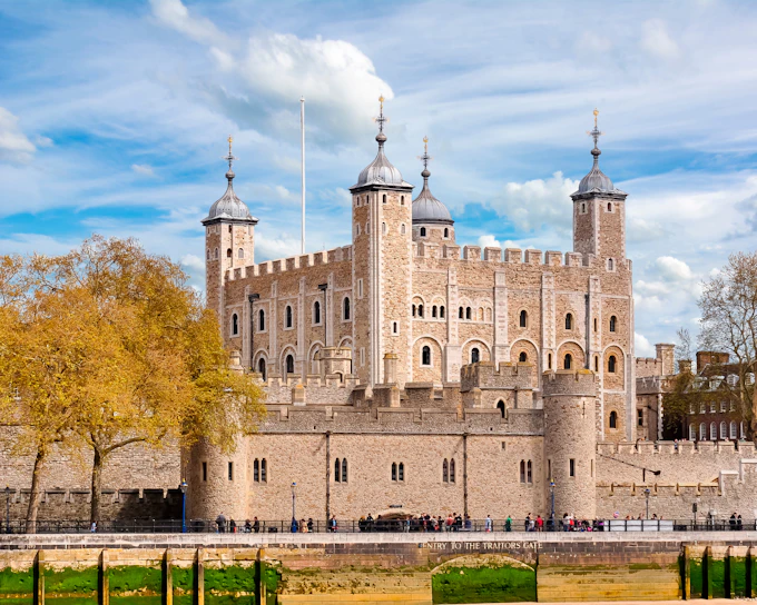 Tower of London Tickets with Access to the Crown Jewels