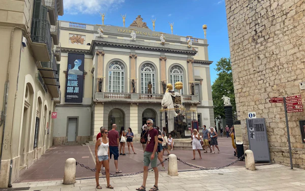 Dalí Theatre-Museum Guided Tour