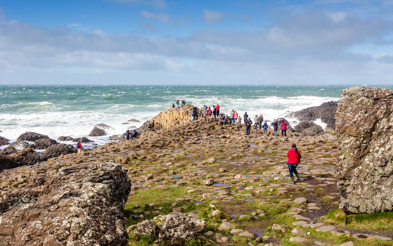 vanuit dublin: giants causeway en titanic distillers-1