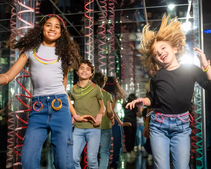 American Dream: Mirror Maze Admission Tickets