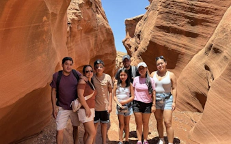 upper antelope canyon’da rehberli 2 mil yürüyüş turu-2