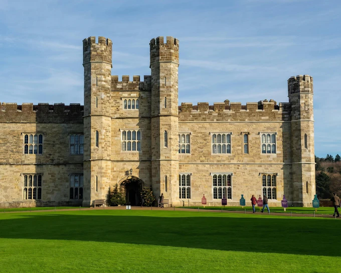 From London: Leeds Castle, Canterbury, Dover & Greenwich Full-Day Trip with Optional Boat Ride (Product 55063)
