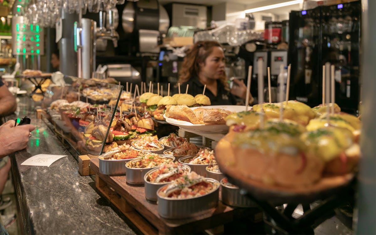 food tour with pintxos tasting in bilbao-20 food tour with pintxos tasting in bilbao-20