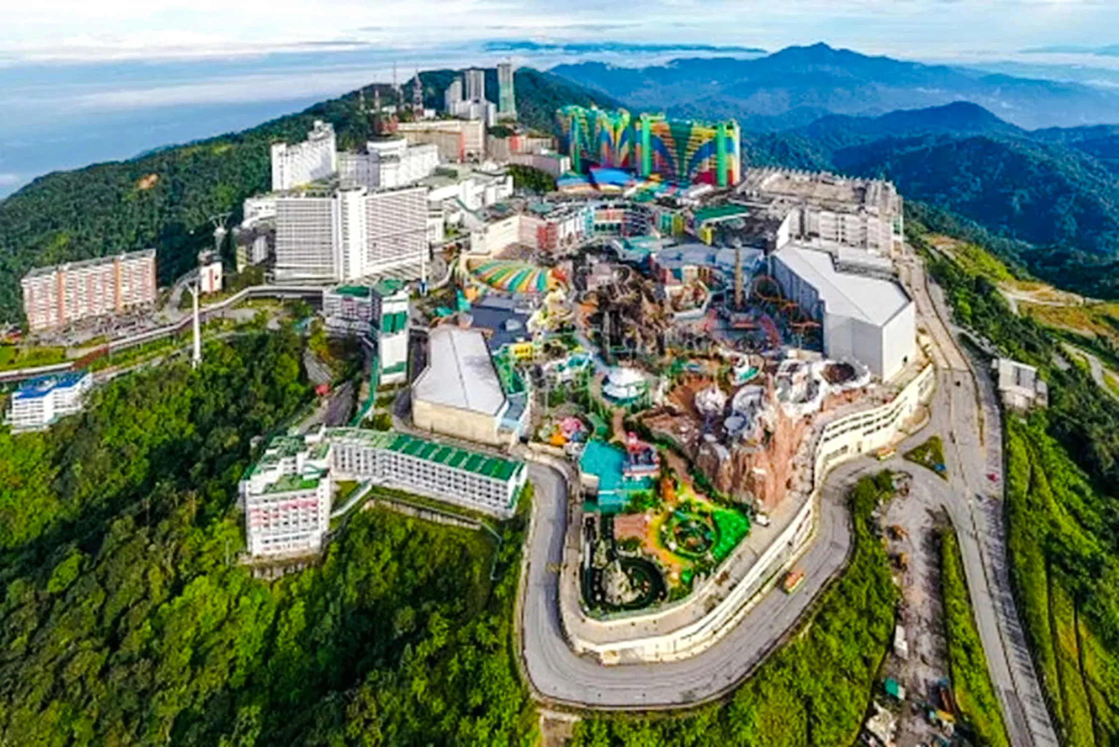 from kuala lumpur: bukit tinggi french village and genting highlands day trip with awana skyway cable car-9