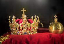 Unraveling Edinburgh Castle