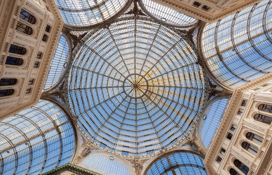 Maradona Tours in Naples - Galleria Umberto I