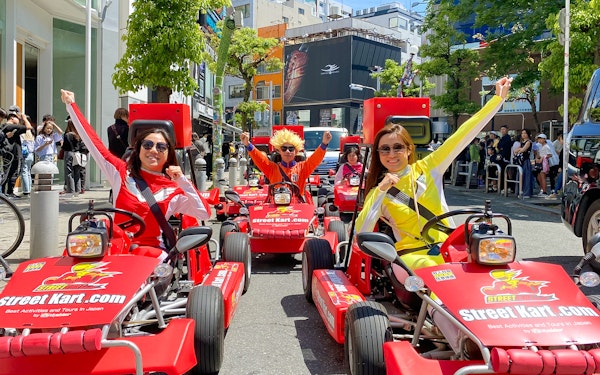 Osaka: Shinsaibashi, Dotonbori & Namba 60-Min Go-Karting Experience by STREETKART