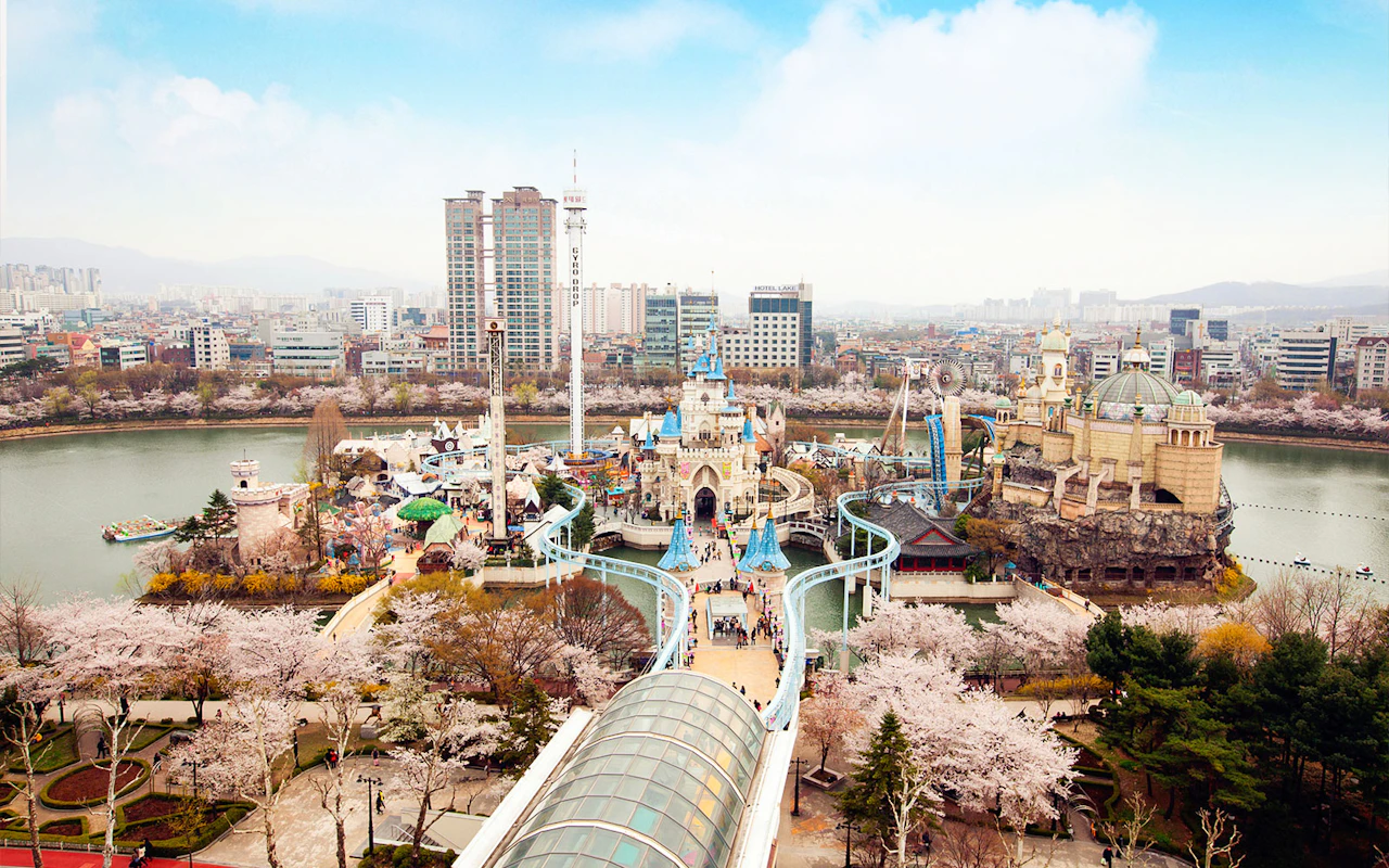 Combo (Bespaar 26%): Lotte World + Seoul Sky Observatory Tickets — 2