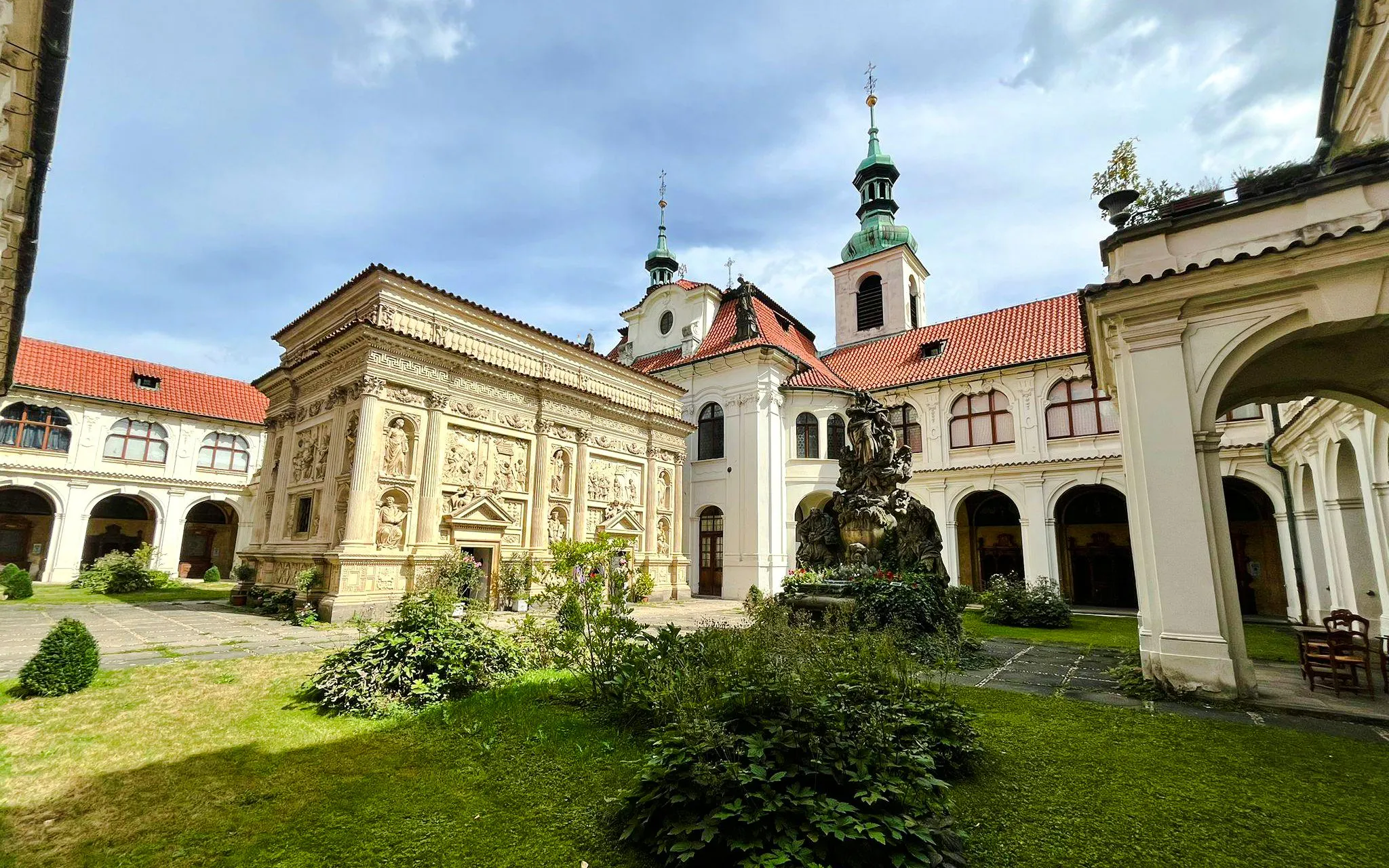 Prague: Loreto Entry Ticket with Self-Guided Castle District Audio Tour (Product 55388)