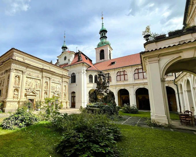 Prague: Loreto Entry Ticket with Self-Guided Castle District Audio Tour (Product 55388)
