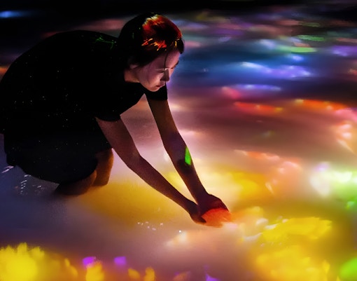 Drawing on the Water Surface Created by the Dance of Koi and People