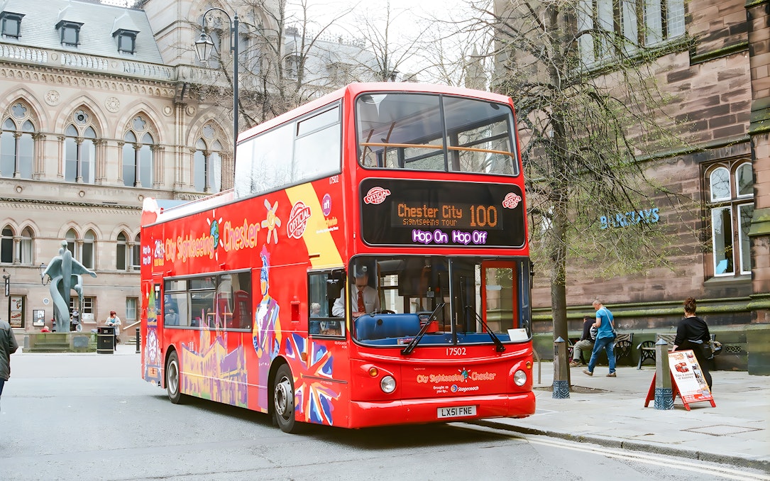 city sightseeing : le tour en bus hop-on hop-off de chester-1