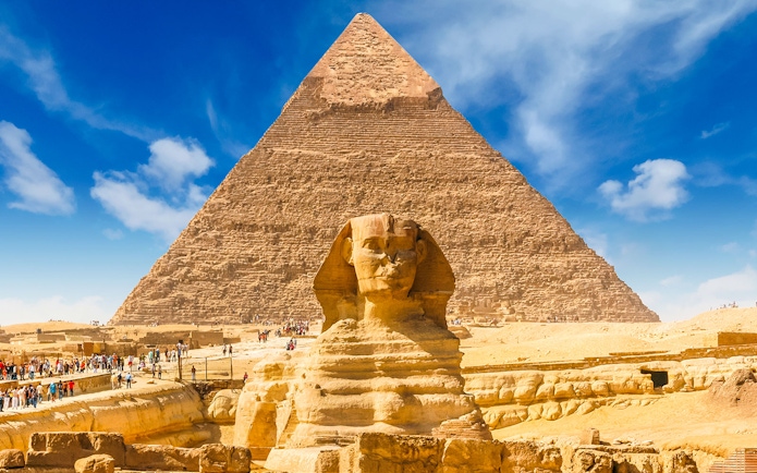 Sphinx and Pyramid of Giza in Cairo, Egypt.