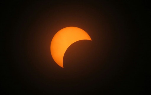 2026 solar eclipse viewing day tour from eclipse glasses-3