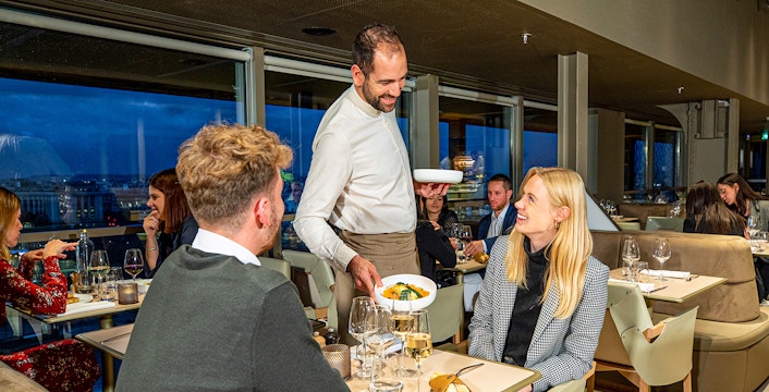 Book Dining Experiences in Dubai