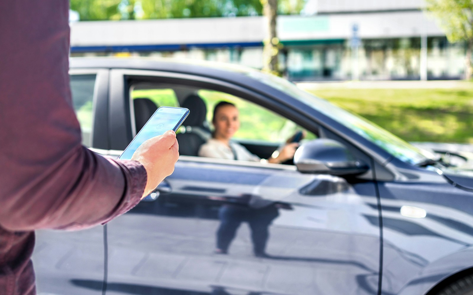 Shared transfer tickets for group transportation in a city tour bus.