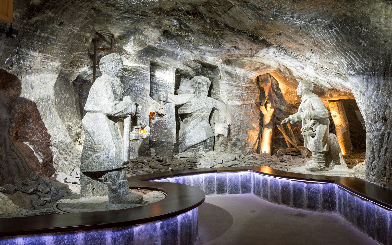 Salt sculptures and reliefs