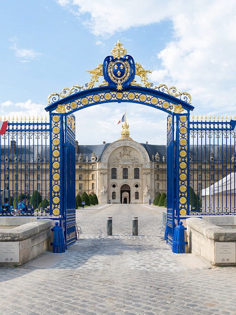 Entrance gate to Invalides, Paris, leading to Napoleon's Tomb and Army Museum.