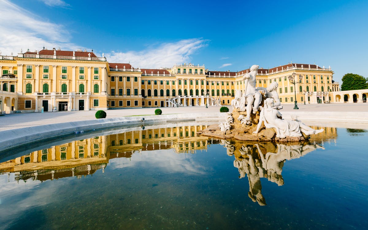 tickets to schönbrunn palace panorama train ride-5 tickets to schönbrunn palace panorama train ride-5