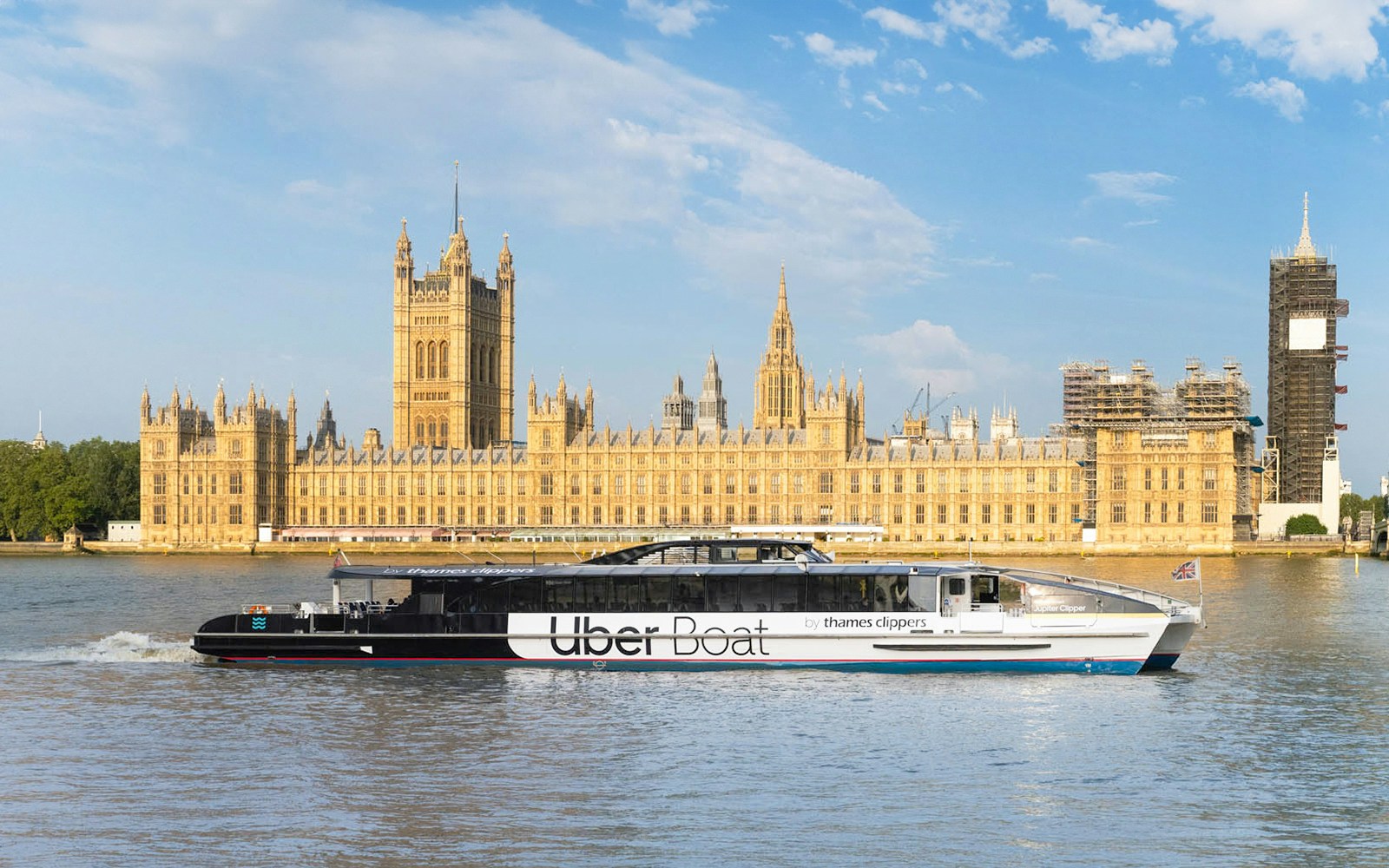 Houses of Parliament from Uber Boat By Thames Clippers Hop-On Hop-Off Tour