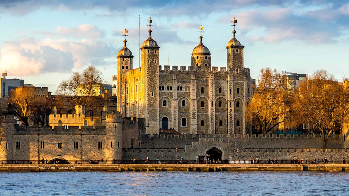 Tower of London with historic White Tower and surrounding fortress walls, London.