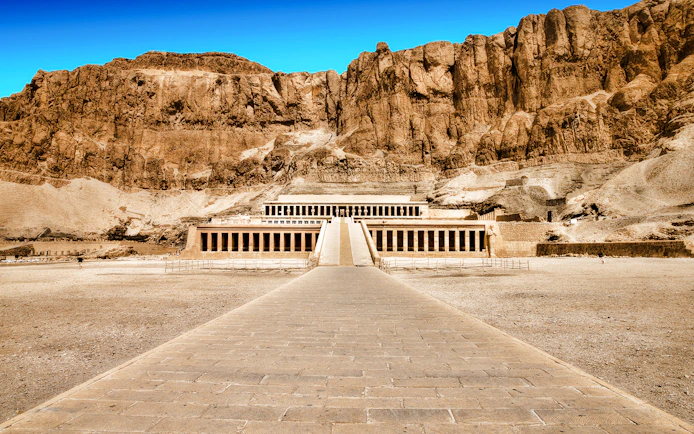 Luxor West Bank Private Tour: Valley of the Kings, Valley of the Queens & Hatshepsut Temple