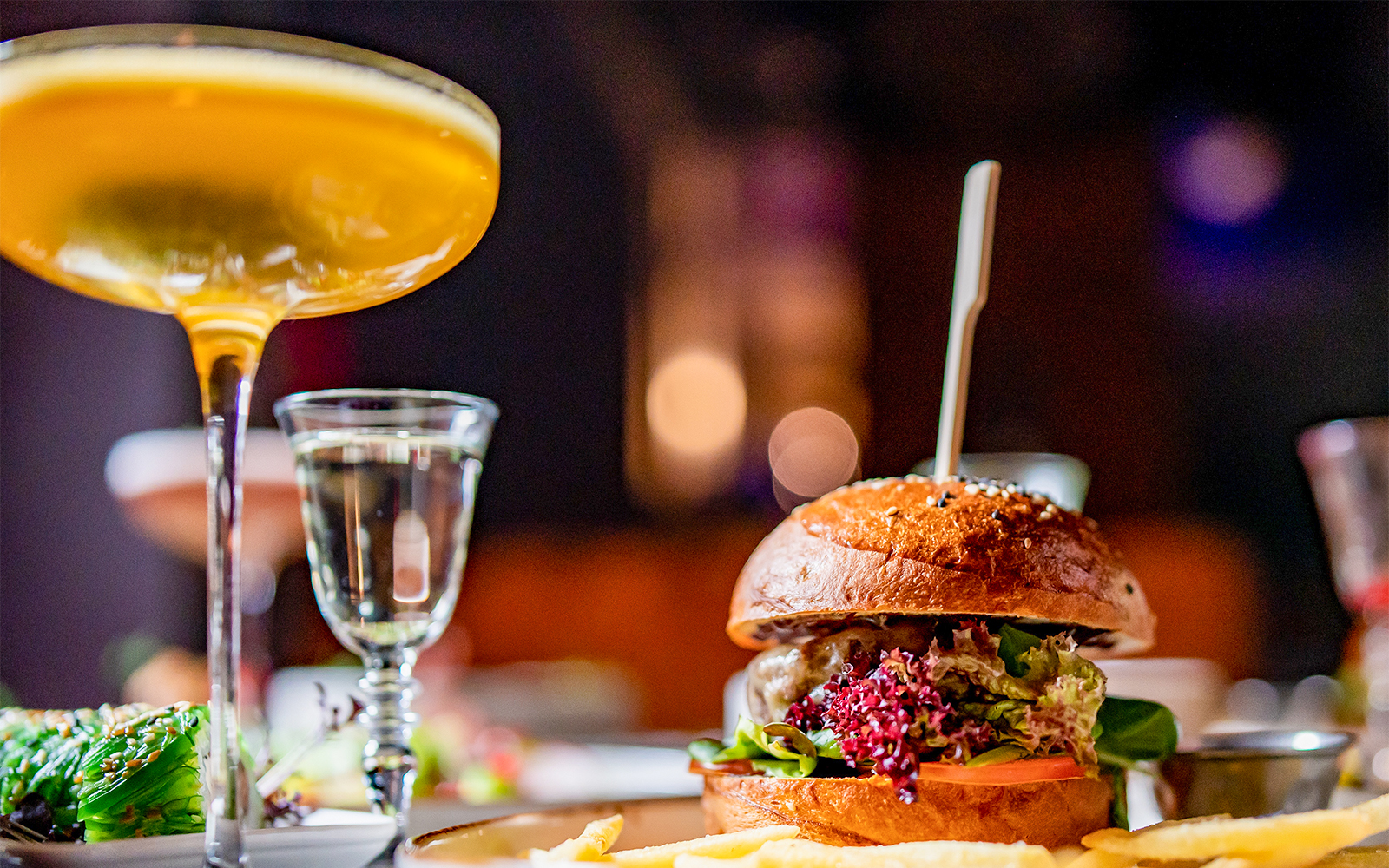 Jewel Changi Dininghttps://cdn-imgix.headout.com/media/images/91b2788ce6ea6058f681000d4b147a17-shopping.jpg