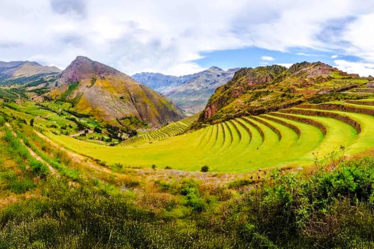 from cusco: sacred valley guided tour with pisac, ollantaytambo and chinchero-6