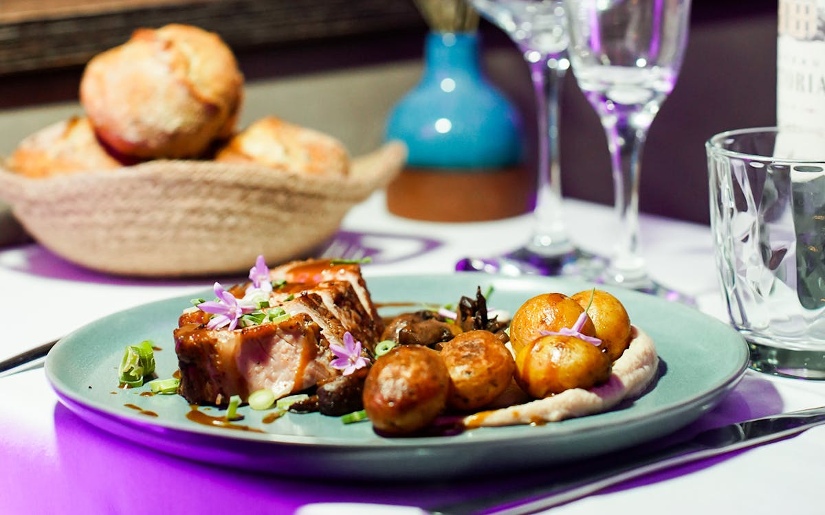 dîner-croisière gastronomique à paris avec concert et piste de danse-6 dîner-croisière gastronomique à paris avec concert et piste de danse-6