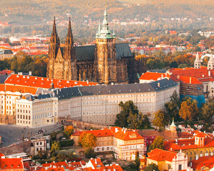 Prague Castle Guided Tour of Exteriors with Entry Tickets