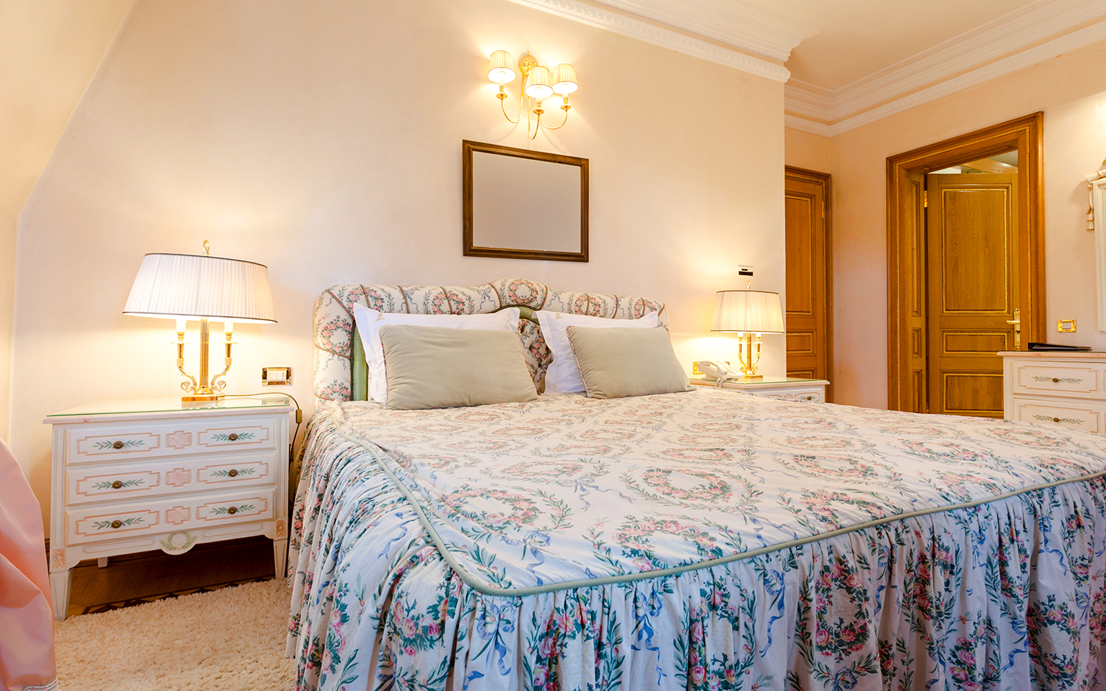 Hotels near Niagara Falls