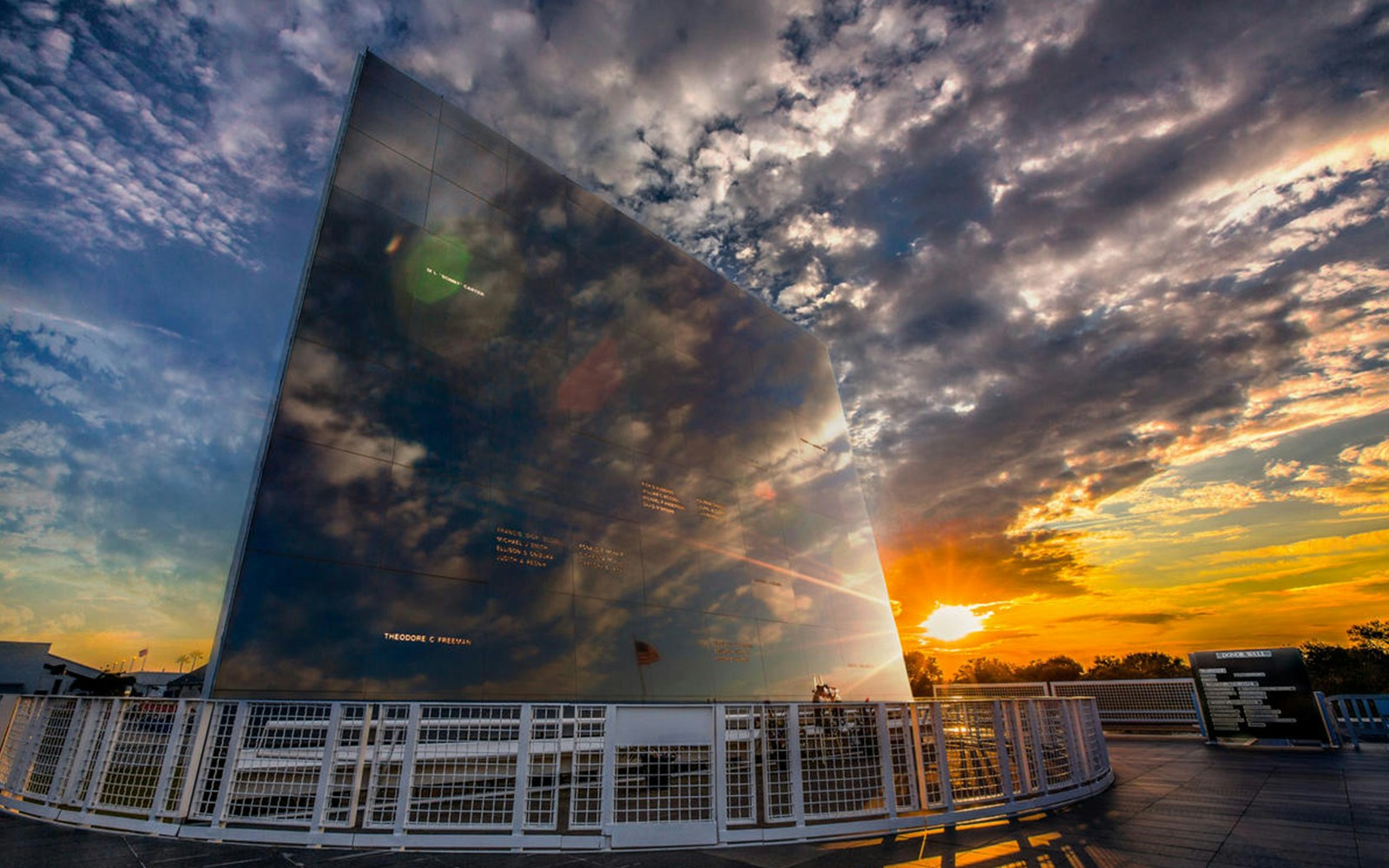kennedy space center space memorial mirror