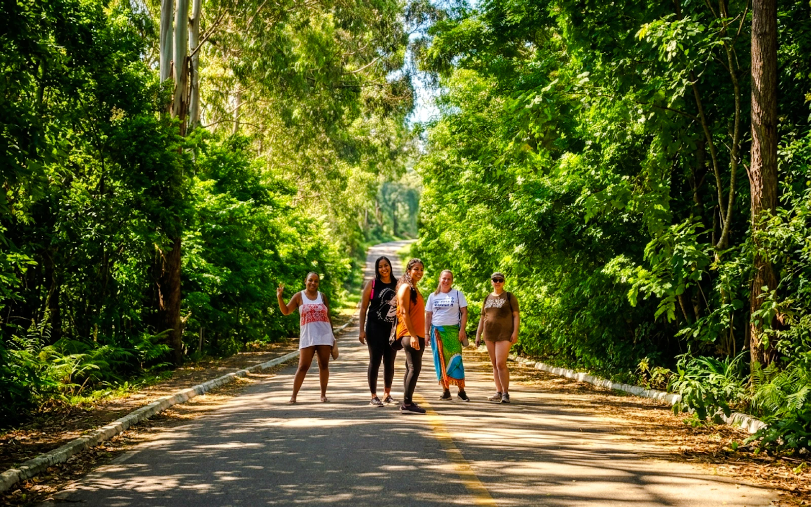 Búzios Emerências Trail to José Gonçalves Beach Guided Hike Image 5