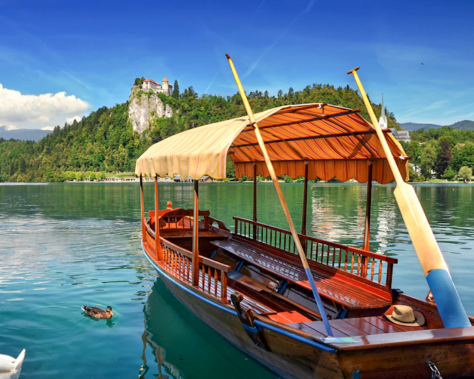 From Ljubljana: Lake Bled & Bled Castle Tour