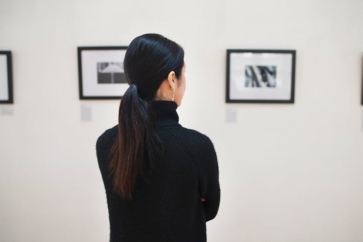visitor at picasso museum