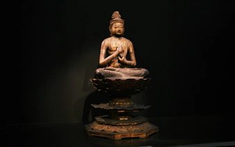 Seated Buddha statue at Asian Civilisations Museum, Singapore.