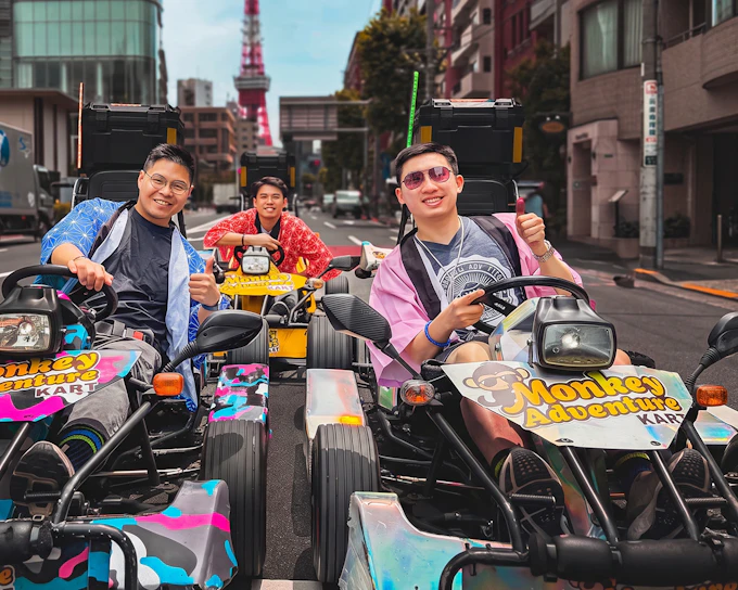 Tokyo: Go-Kart Guided Tour of Rainbow Bridge and Tokyo Tower with Costume and Photo Service (Product 53331)