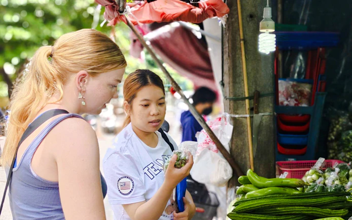 Chiang Mai Thai Cooking Class with Local Market Tour