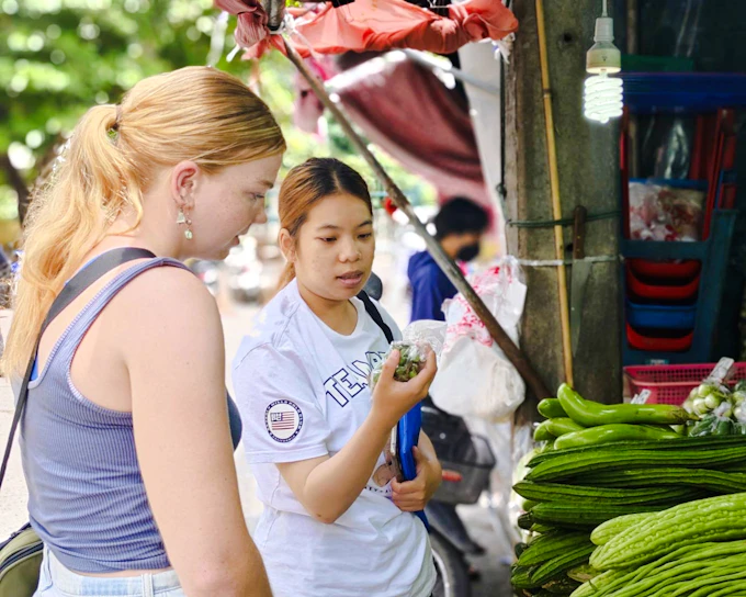 Chiang Mai Thai Cooking Class with Local Market Tour