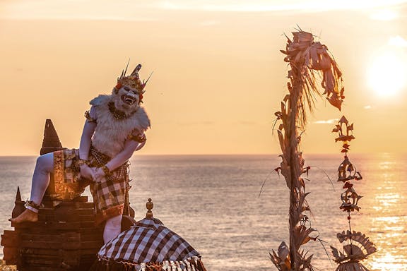 tickets to kecak & fire dance show in ubud-4