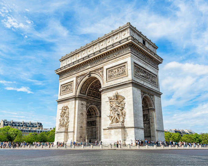 Arc de Triomphe Hosted Entry & Gourmet Macaron Tasting
