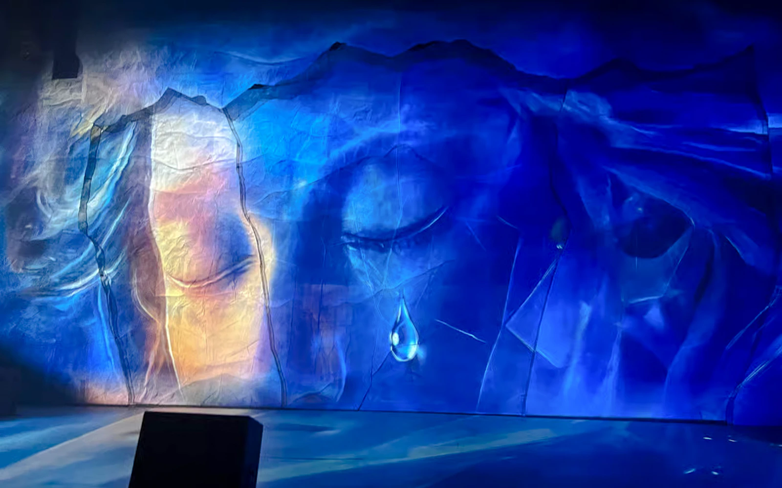 Chongqing International Circus City: Yangtze River Acrobatic Show Tickets