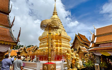Chiang Mai City and Doi Suthep Private Guided Tour with Trishaw Ride