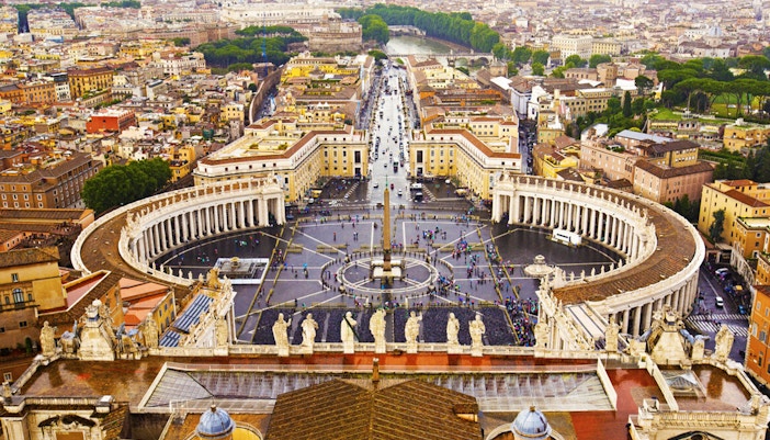 Basilique Saint-Pierre et Saint-Paul à Vysehrad